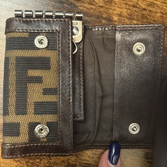 FENDI KeyHolder - Picture 5 of 16